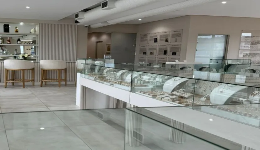 The Diamond Gallery 3